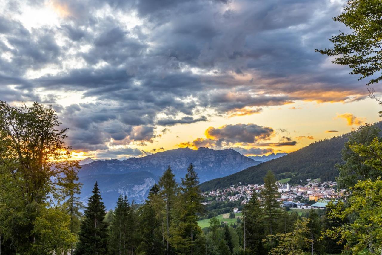 Camping Essenza Alpina Folgaria Luaran gambar